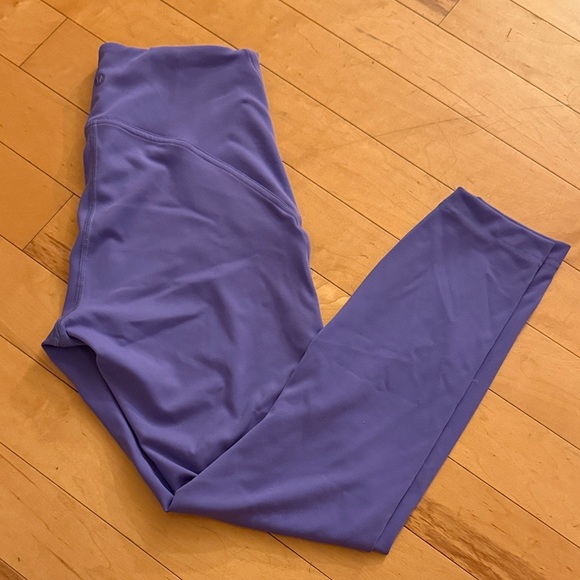 Lululemon instill high rise purple legging size 8 like new - Picture 2 of 8